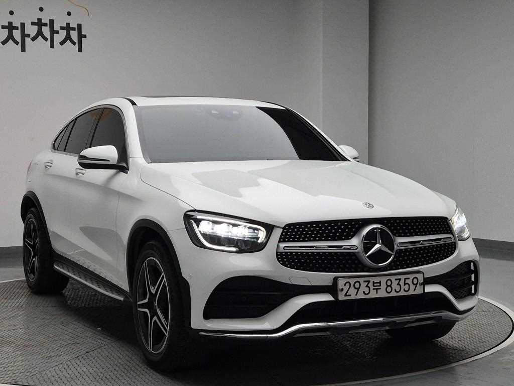 Mercedes Benz GLC Class - Vista 4