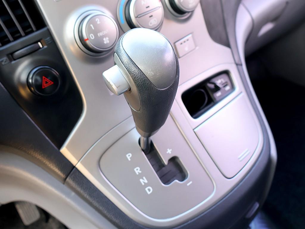 HYUNDAI Starex 2013 Gris - Importación desde Corea - HF Imports Iquique - Foto 7