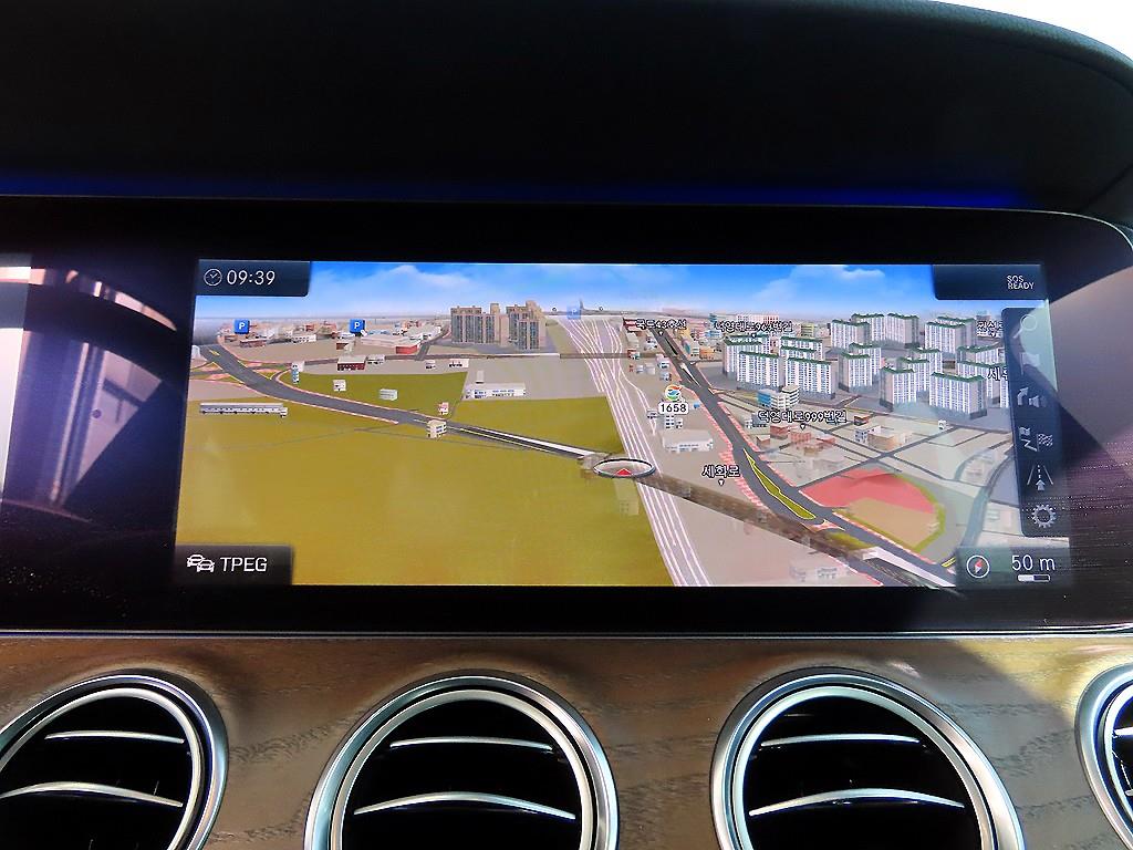 Mercedes Benz E class 2018 Negro - Importación desde Corea - HF Imports Iquique - Foto 15