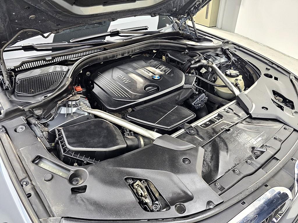 BMW 5 Series - Vista 6