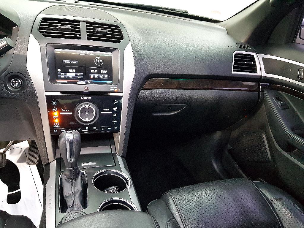 Ford Explorer - Vista 10