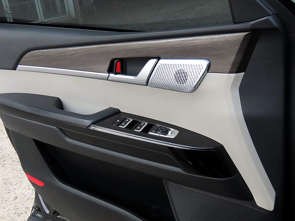 KIA Mohave - Vista 11