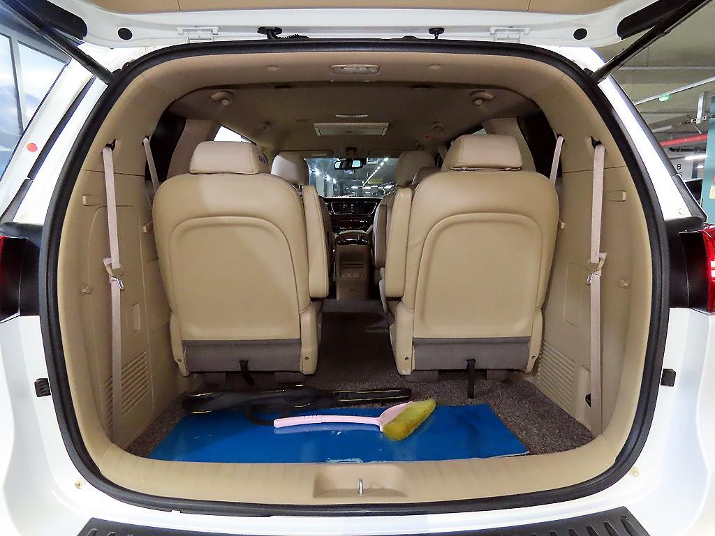 KIA Carnival 2016 Blanco - Importación desde Corea - HF Imports Iquique - Foto 16