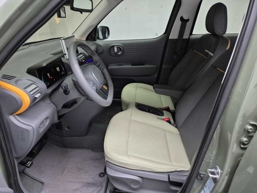 HYUNDAI Casper - Vista 11