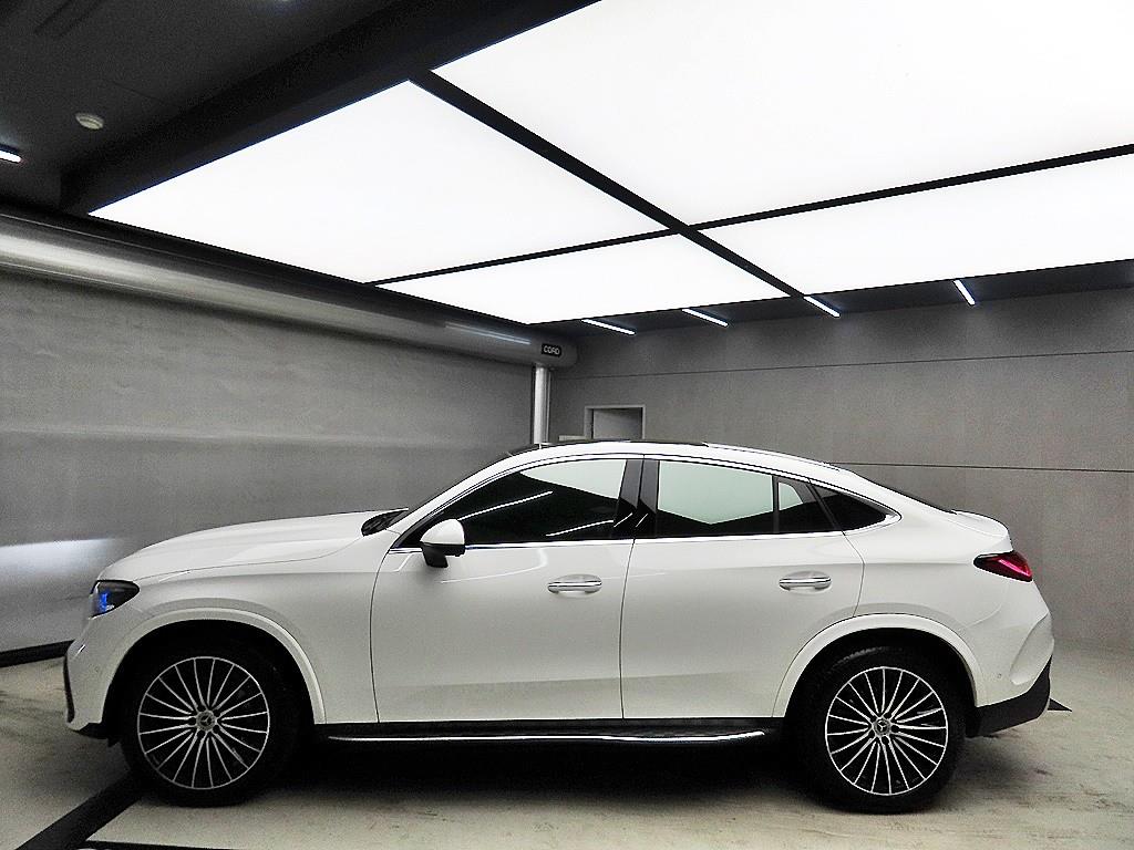 Mercedes Benz GLC Class - Vista 4