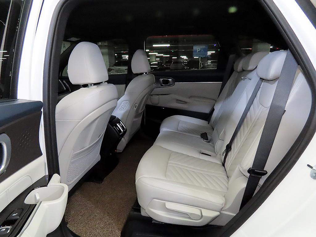 KIA Sorento - Vista 7