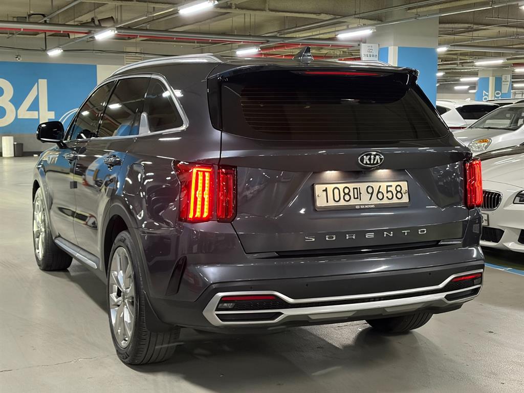 KIA Sorento - Vista 4