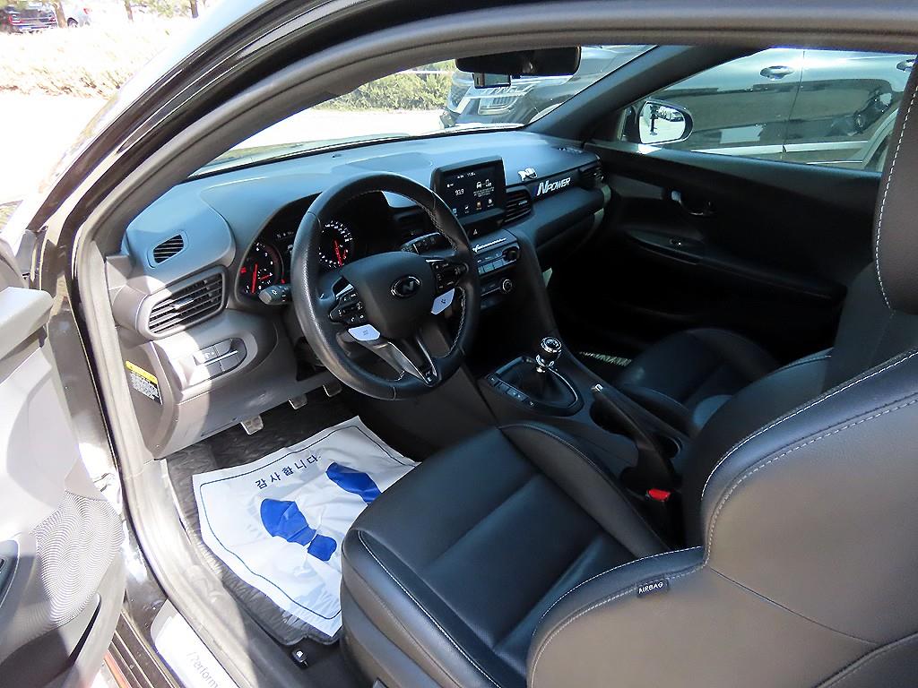 HYUNDAI Veloster - Vista 7