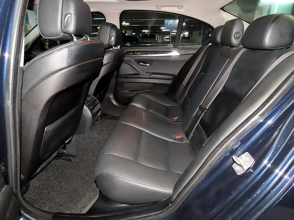 BMW 5 Series - Vista 7