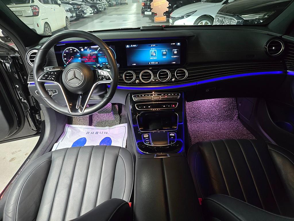 Mercedes Benz E class - Vista 9