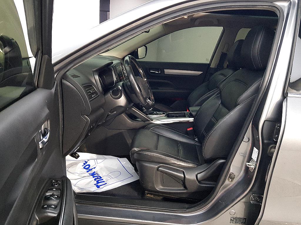 SAMSUNG QM6 - Vista 8