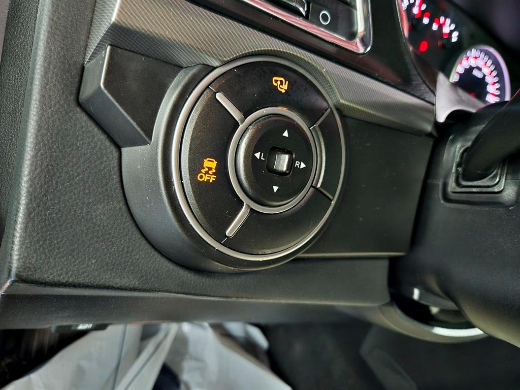 Ssangyong Korando - Vista 6