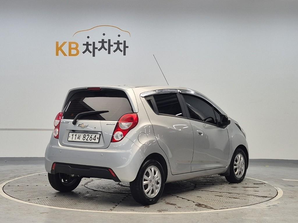 Chevrolet Spark - Vista 3