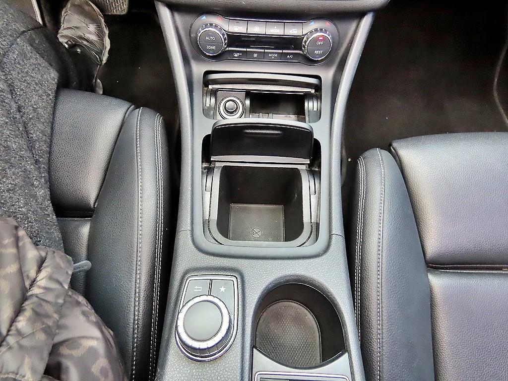 Mercedes Benz CLA Class - Vista 12