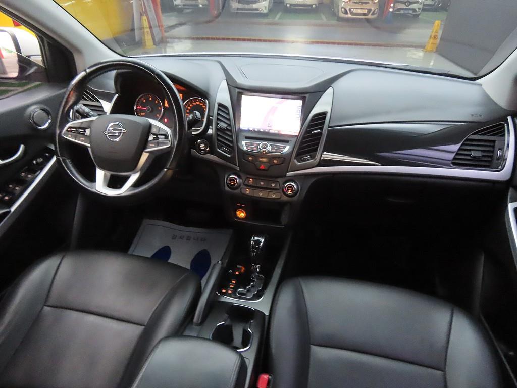 Ssangyong Korando - Vista 5