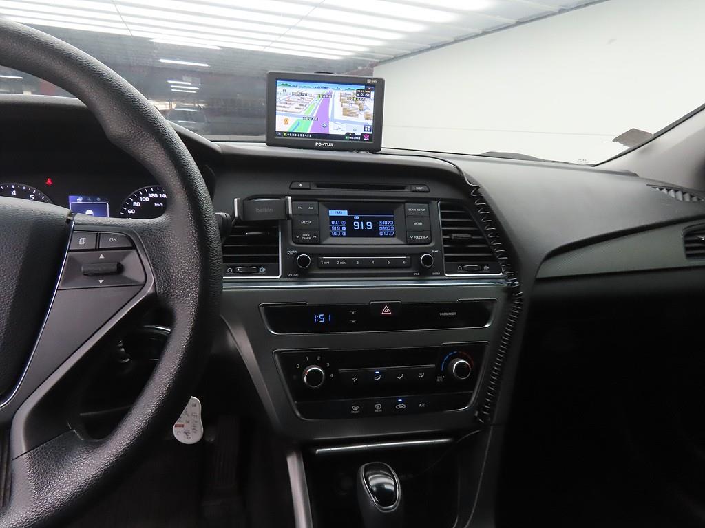 HYUNDAI Sonata - Vista 10