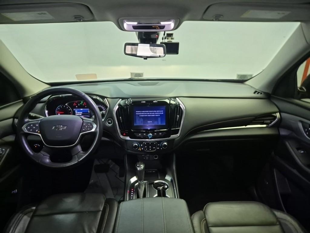 Chevrolet Travers - Vista 7