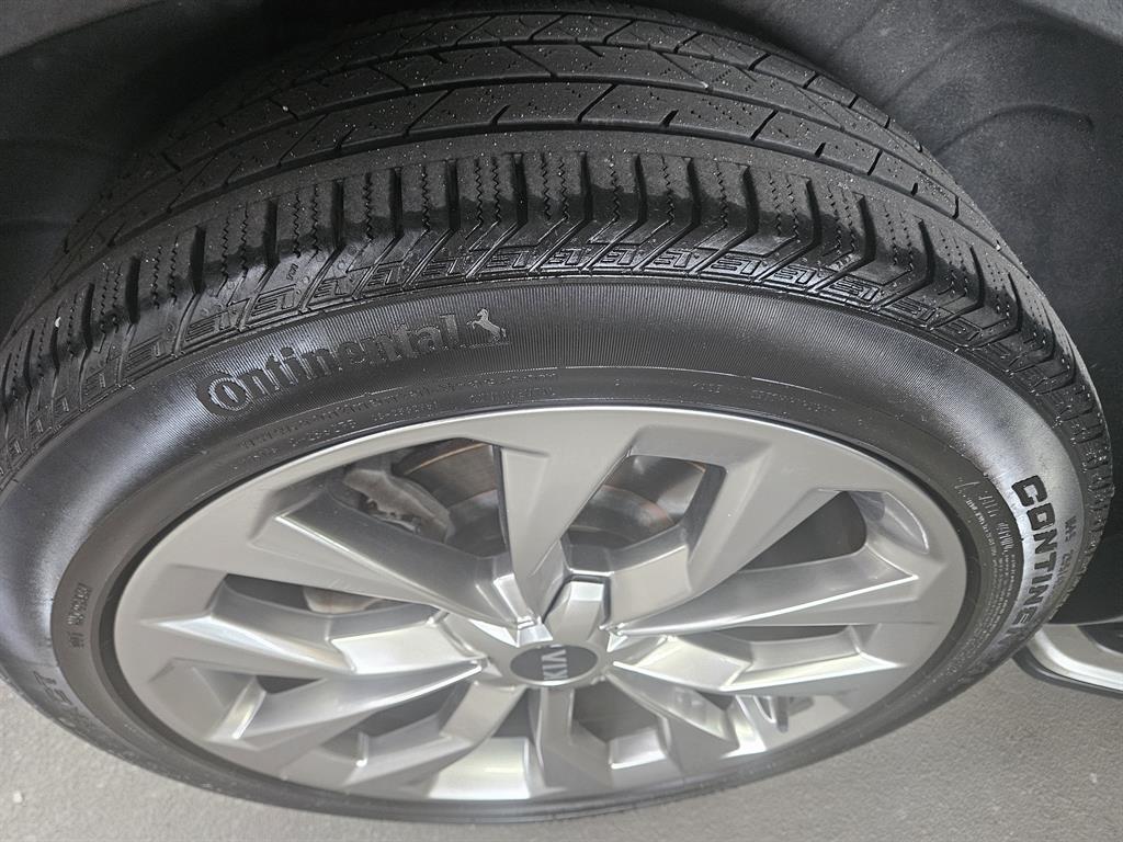 KIA Sorento - Vista 8