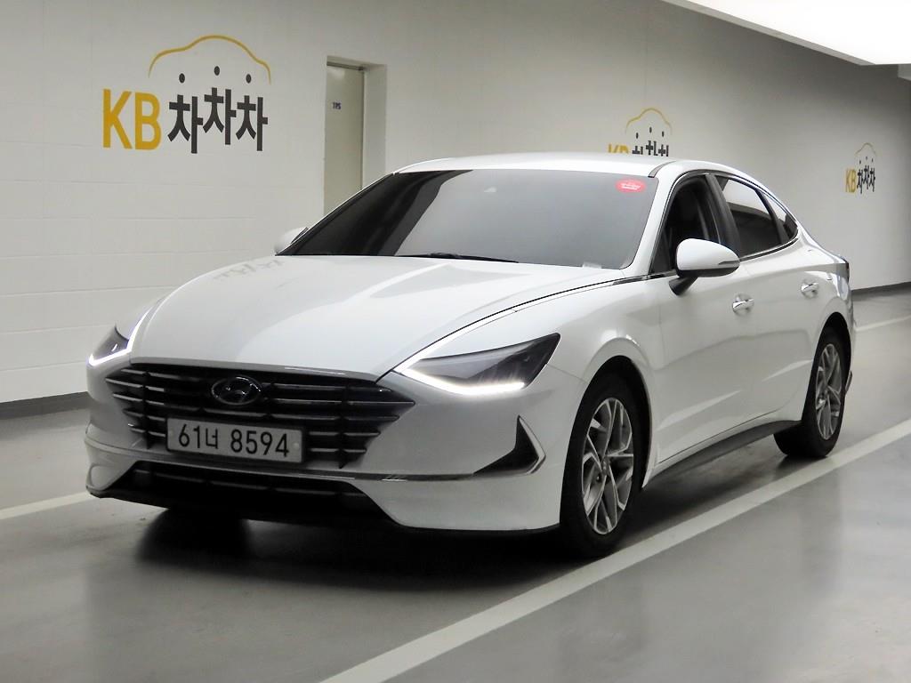 HYUNDAI Sonata - Vista 2