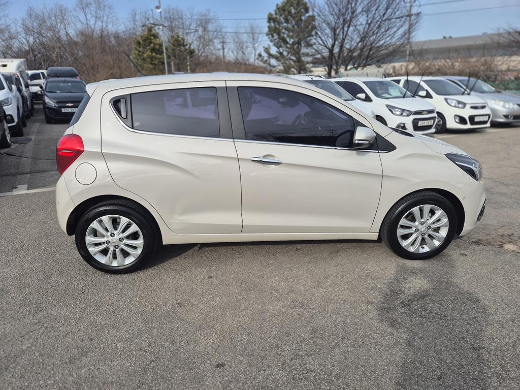 Chevrolet Spark - Vista 4
