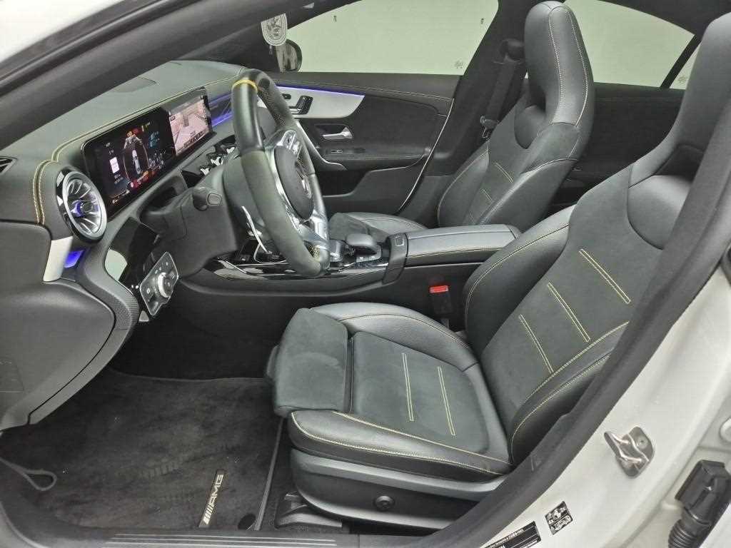 Mercedes Benz CLA Class - Vista 11