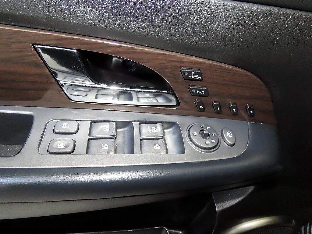 Ssangyong Rexton 2012 Negro - Importación desde Corea - HF Imports Iquique - Foto 13