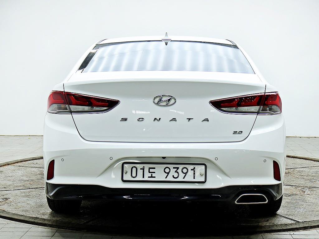 HYUNDAI Sonata - Vista 5