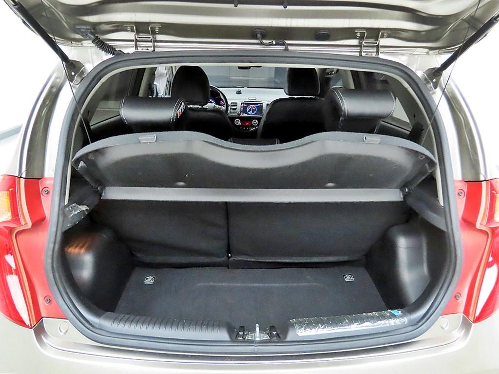 KIA Morning - Vista 5