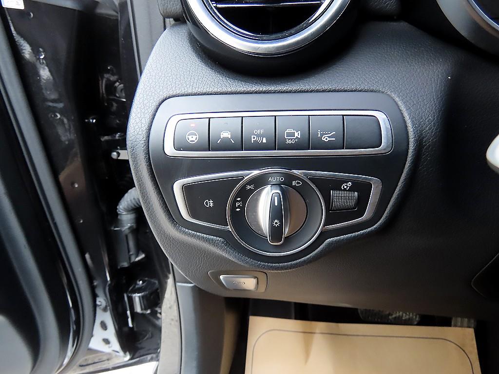 Mercedes Benz GLC Class - Vista 11