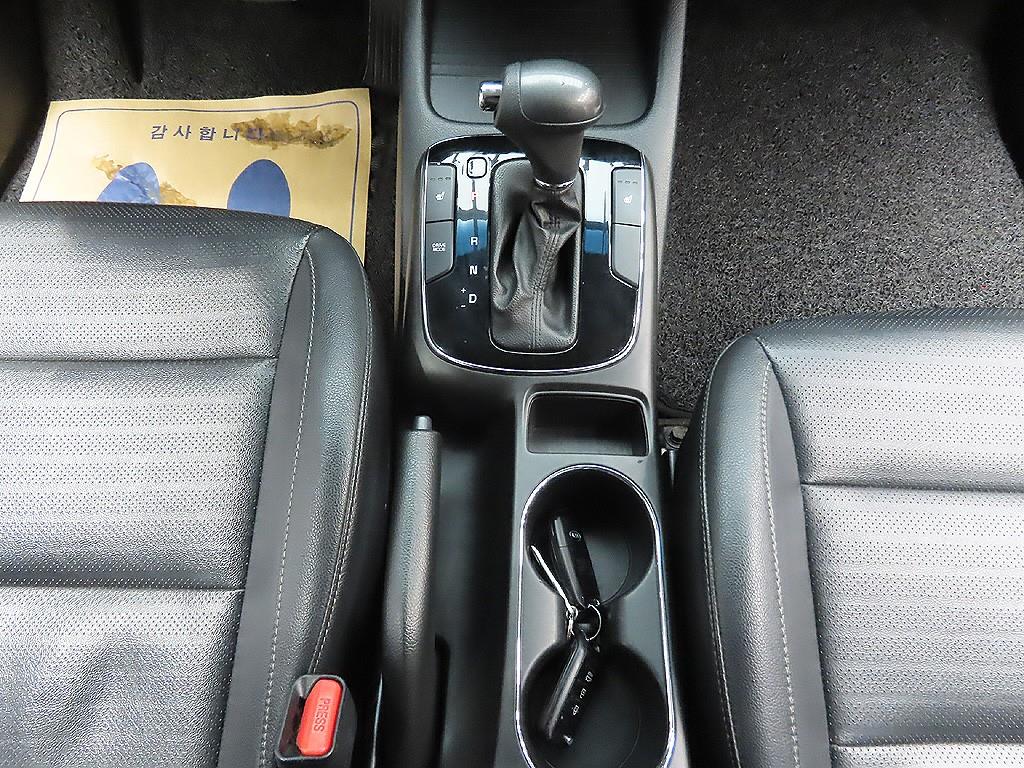 KIA K3 2016 the color of pearl - Importación desde Corea - HF Imports Iquique - Foto 12