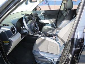 HYUNDAI Venue - Vista 12