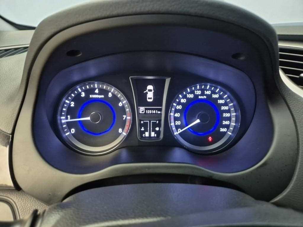 HYUNDAI Grandeur - Vista 6