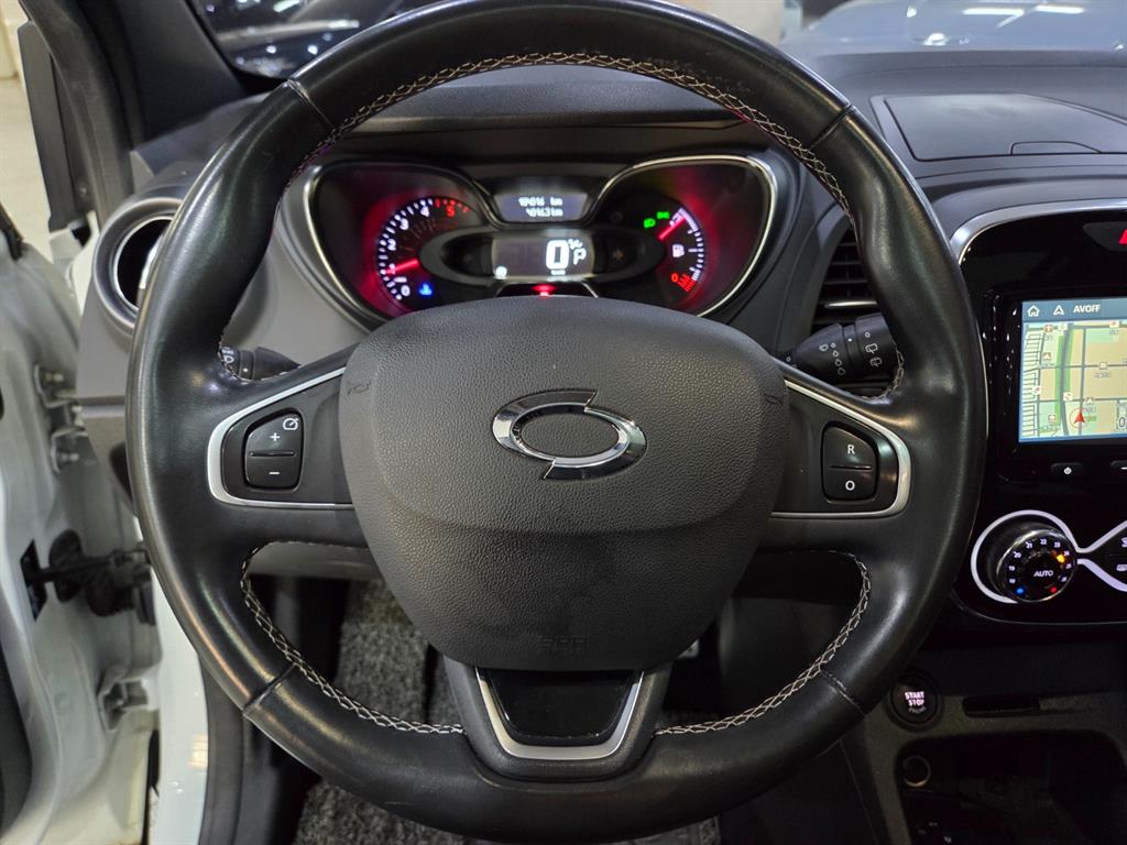 SAMSUNG QM3 - Vista 9