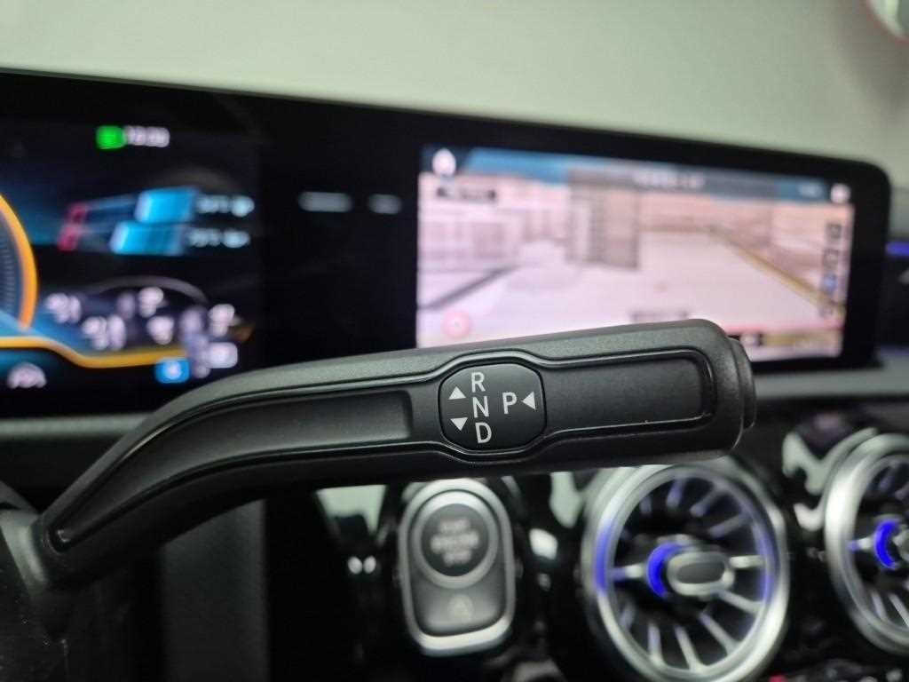 Mercedes Benz CLA Class - Vista 8