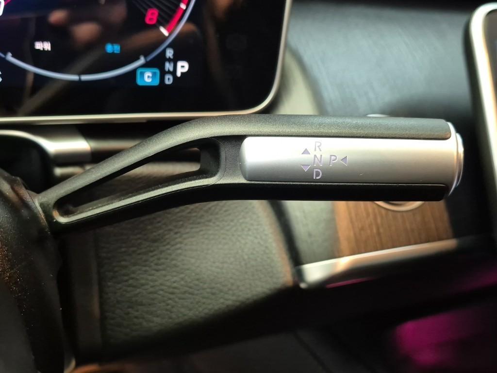 Mercedes Benz S Class - Vista 9