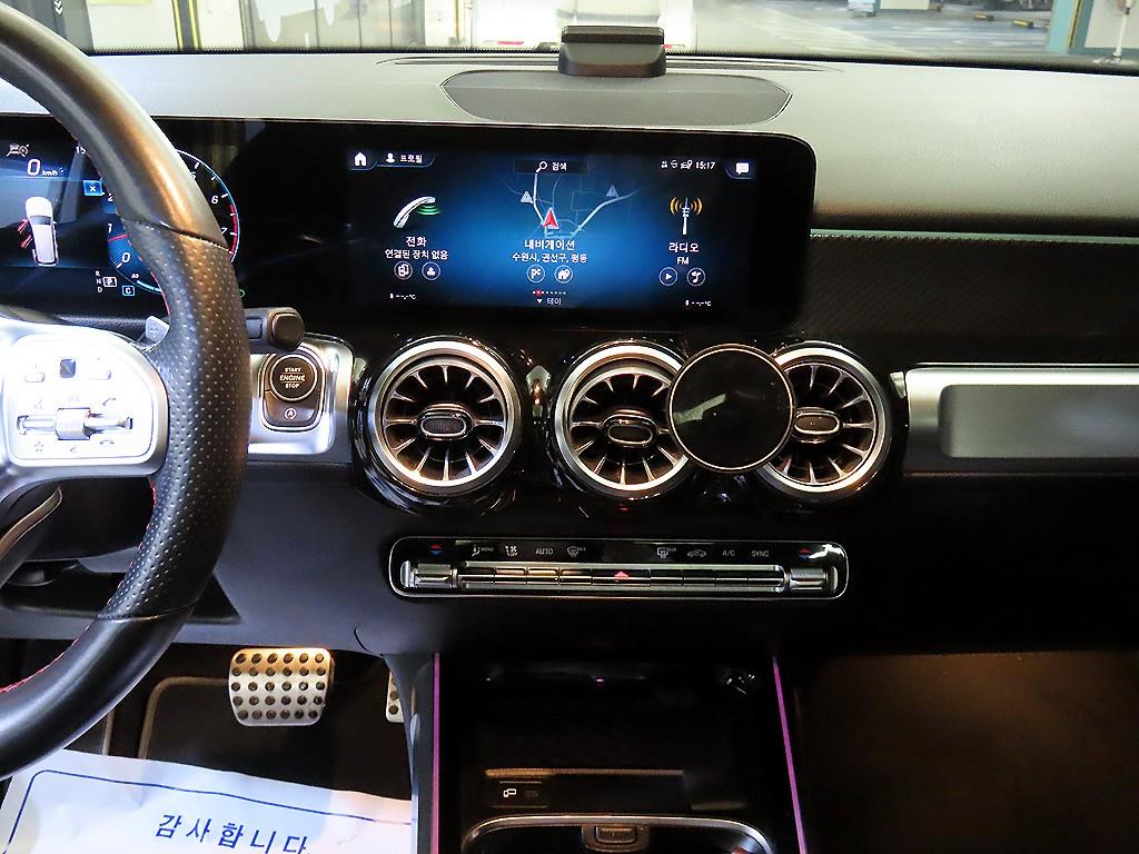 Mercedes Benz GLB Class - Vista 11