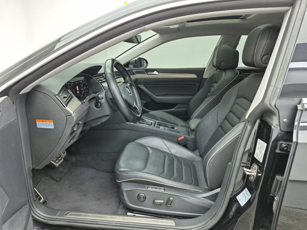 Volkswagen Arteon - Vista 11