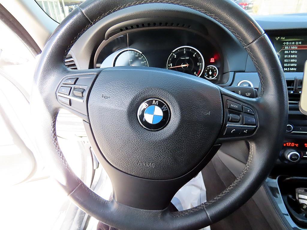 BMW 5 Series - Vista 8