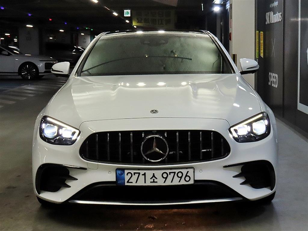 Mercedes Benz E class - Vista 2