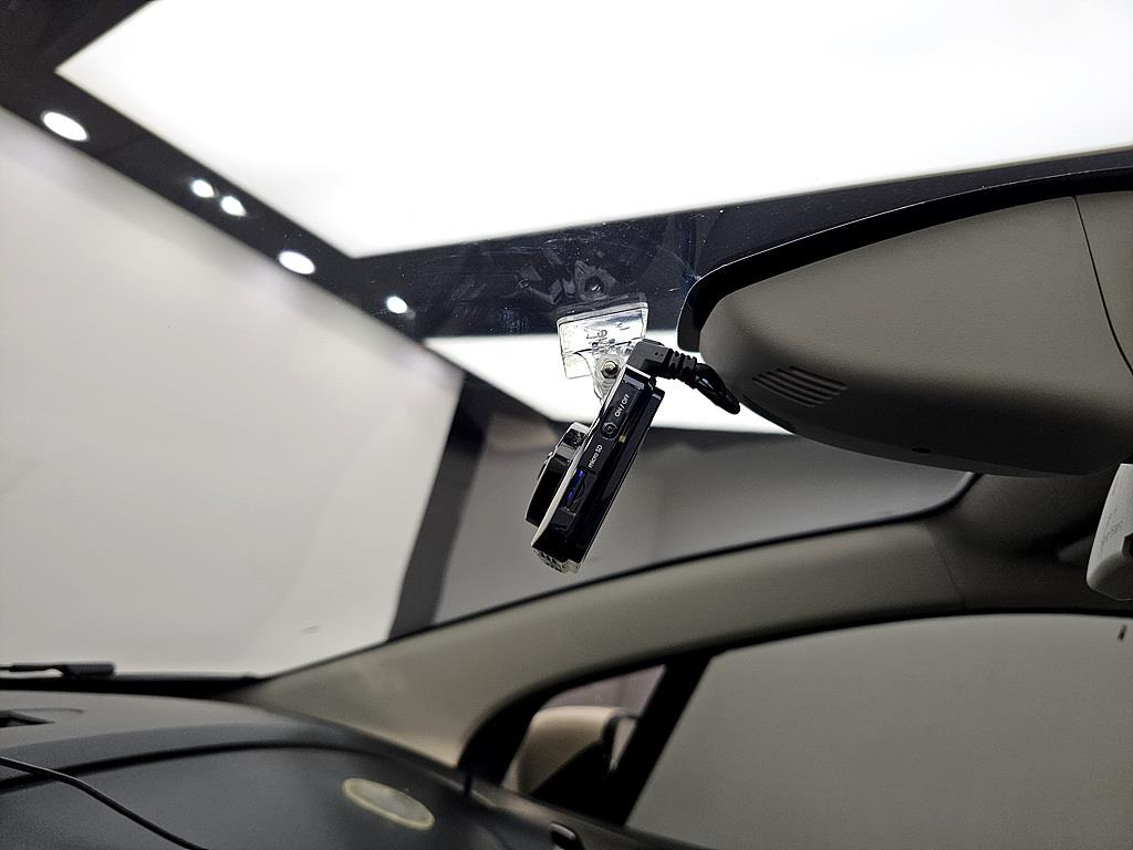 SAMSUNG QM3 - Vista 12