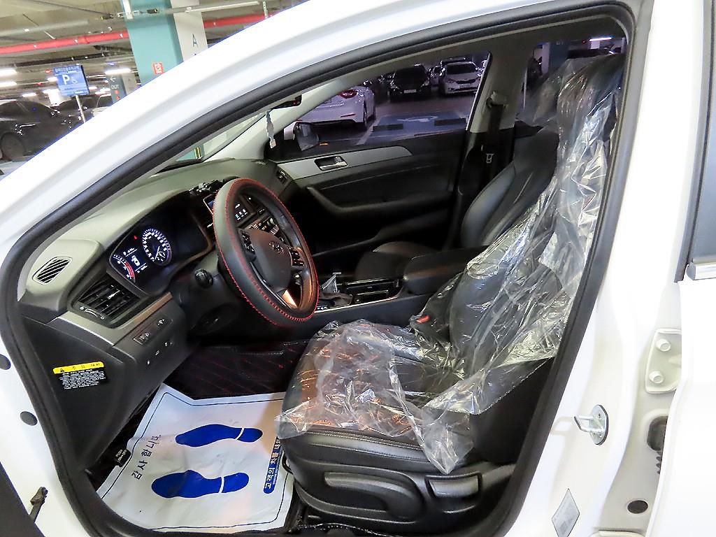 HYUNDAI Sonata - Vista 6