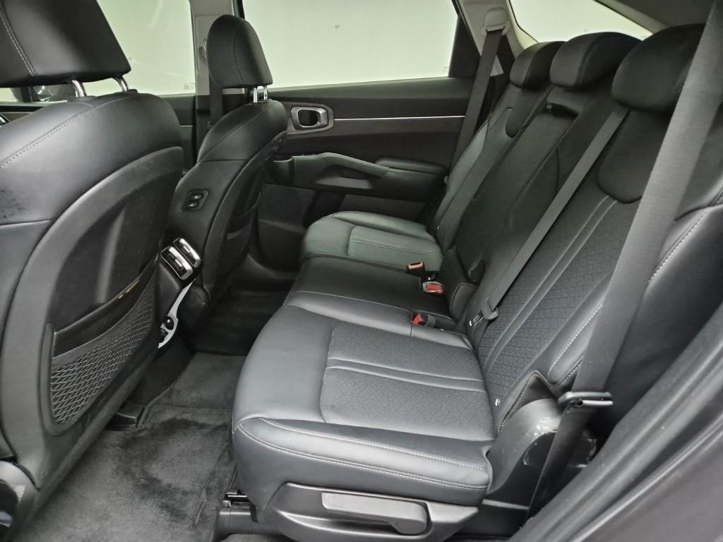 KIA Sorento - Vista 12