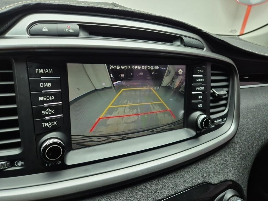 KIA Sorento 2015 Plateado - Importación desde Corea - HF Imports Iquique - Foto 14