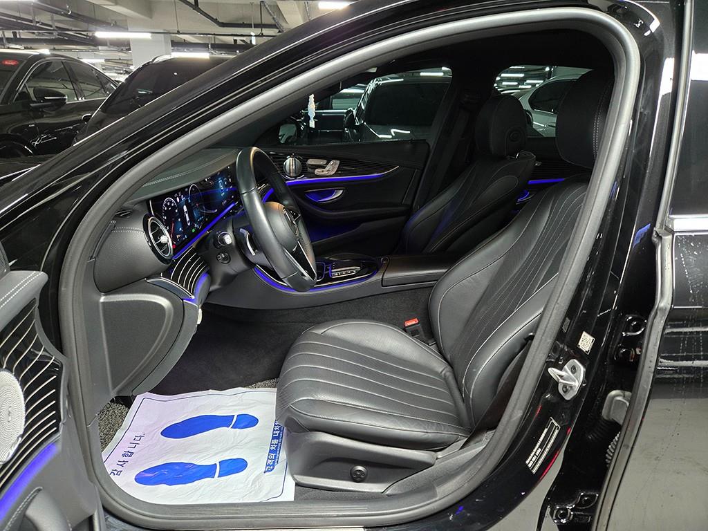 Mercedes Benz E class - Vista 5