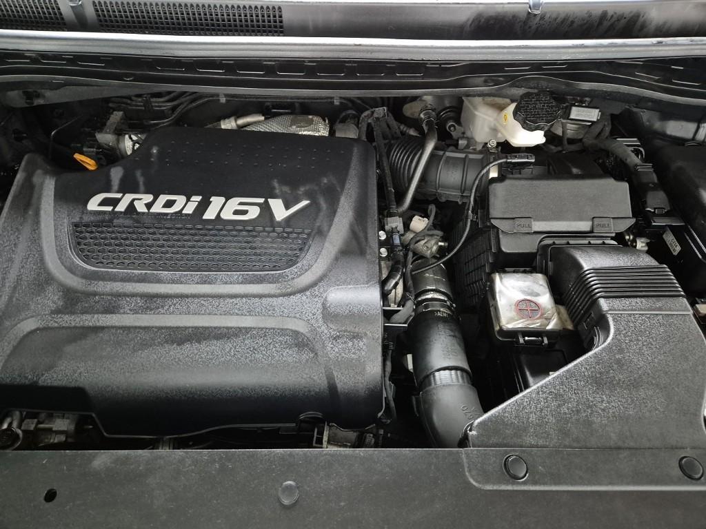 KIA Carnival - Vista 5