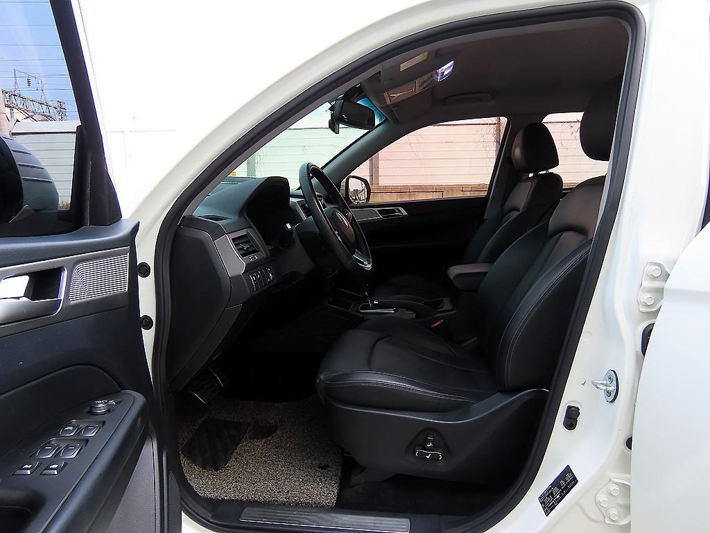 Ssangyong Rexton - Vista 5