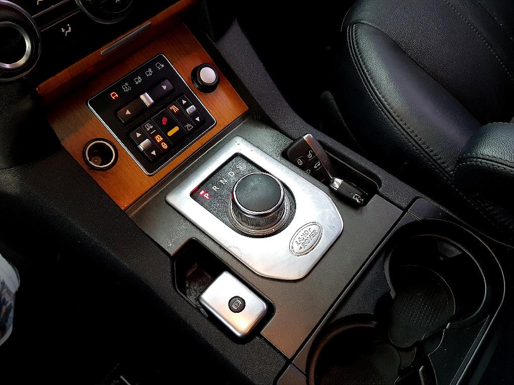 Land Rover Discovery 2013 Negro - Importación desde Corea - HF Imports Iquique - Foto 13