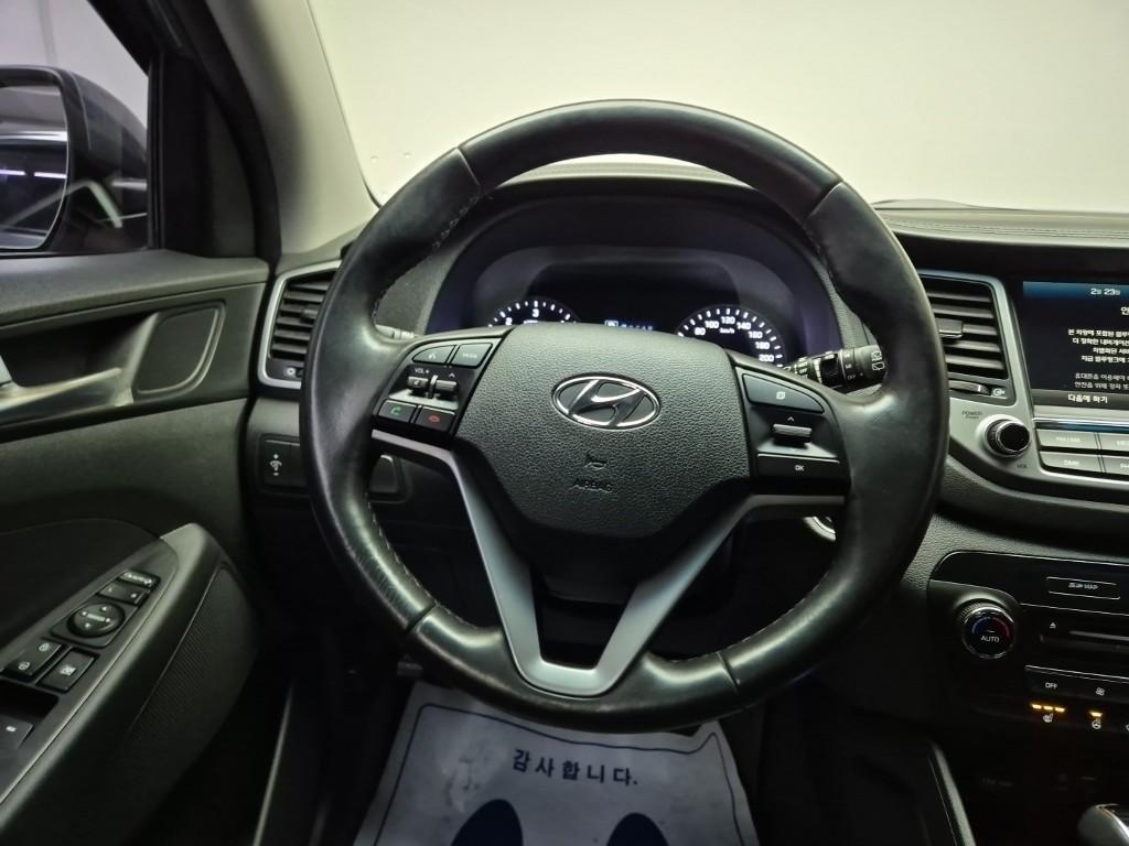 HYUNDAI Tucson - Vista 6