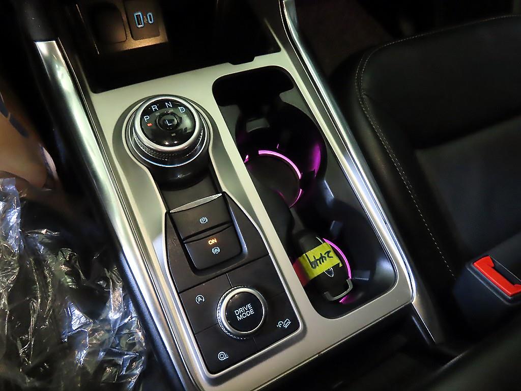 Ford Explorer - Vista 12