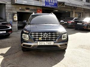 HYUNDAI Venue - Vista 2